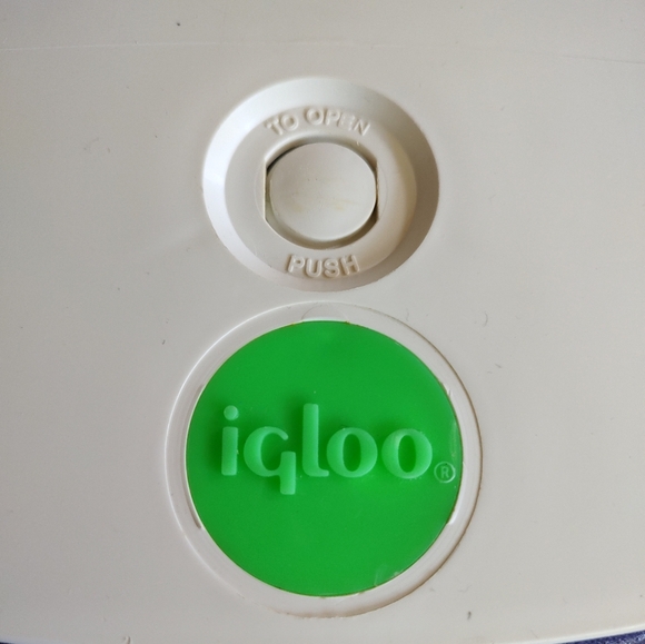 Igloo MiniMate Cooler Purple and White - Picture 4 of 6